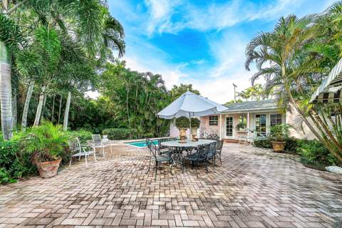 1202 N Swinton Avenue, Delray Beach FL - photo 15 of 32