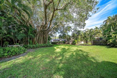 1202 N Swinton Avenue, Delray Beach FL - photo 16 of 32
