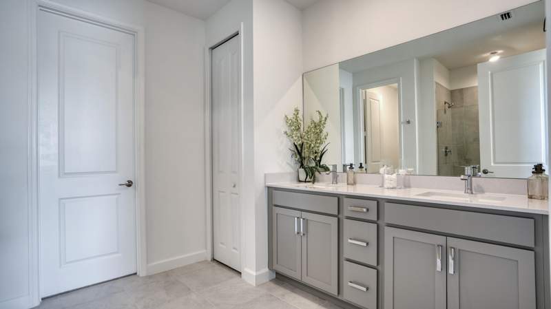4 bedroom Single Family Residence at 6205 NW Sweetwood Drive, Ltc Ranch West Phase 1 Brystol at Wylder, Port St. Lucie — photo 3