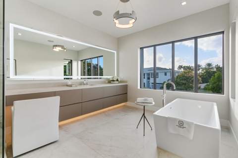 450 NE Spanish Court, Boca Raton FL - photo 19 of 32
