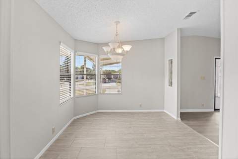 8530 Leadtree Court, Port St. Lucie FL - photo 13 of 25