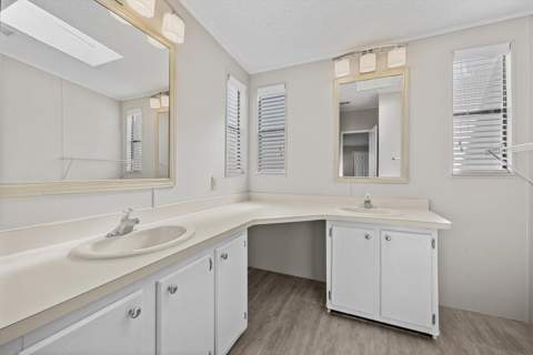 8530 Leadtree Court, Port St. Lucie FL - photo 18 of 25