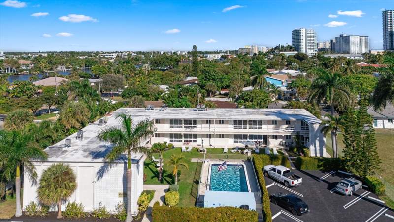 1 bedroom Co-Ownership at 3205 SE 7th Street #206, Fairbanks Manor Co-Op, Pompano Beach — photo 2