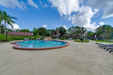 208 Wimbledon Lake Drive #208, Plantation FL - photo 17 of 17