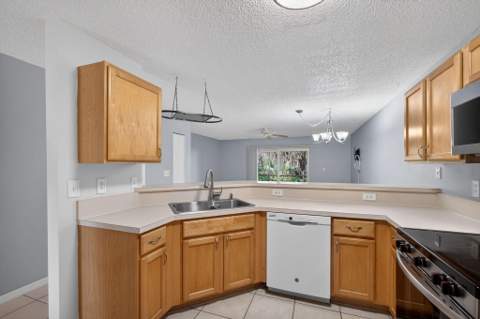 106 Wooden Mill Terrace, Jupiter FL - photo 9 of 53