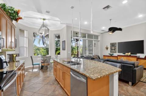 9842 Via Elegante, Wellington FL - photo 9 of 56