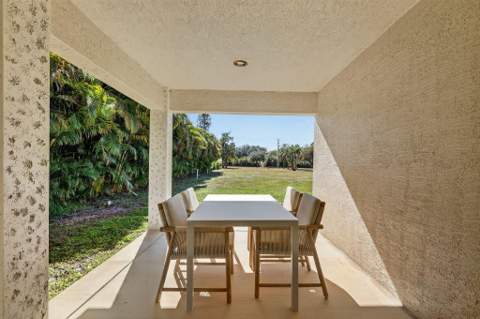 73 Las Casitas Court, Fort Pierce FL - photo 8 of 52