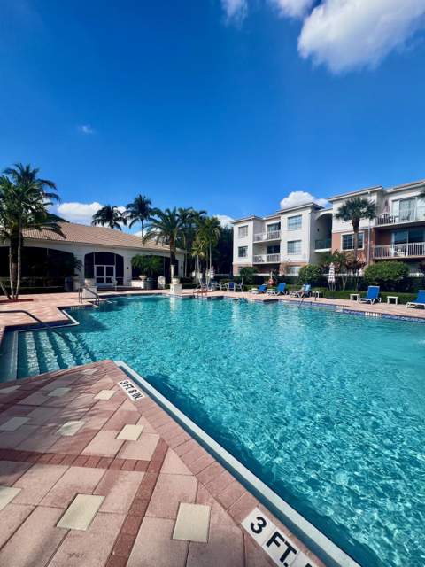 2309 Myrtlewood Circle #2309, Palm Beach Gardens FL - photo 19 of 36