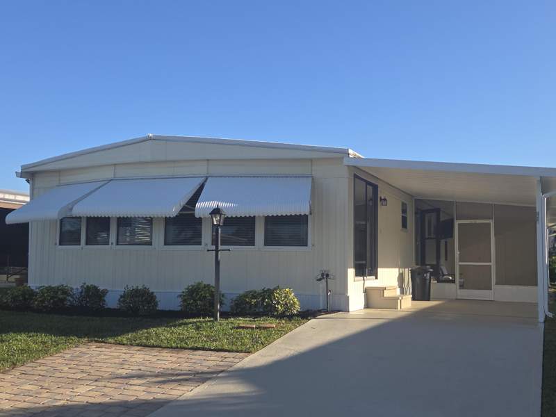 2 bedroom Manufactured Home at 7871 SE Shenandoah Drive, Cambridge At Heritage Ridge, Hobe Sound — photo 3