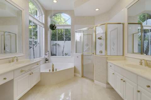 8216 Cypress Point Road, West Palm Beach FL - photo 11 of 62