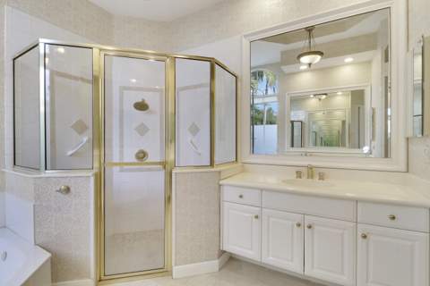 8216 Cypress Point Road, West Palm Beach FL - photo 12 of 62