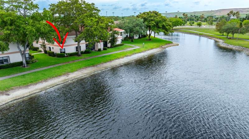 3 bedroom Condominium at 2850 Carambola Circle #19121, Applewood Village Ii-A Condo, Coconut Creek — photo 2