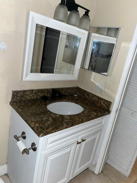 1561 Windorah Way #F, West Palm Beach FL - photo 16 of 59