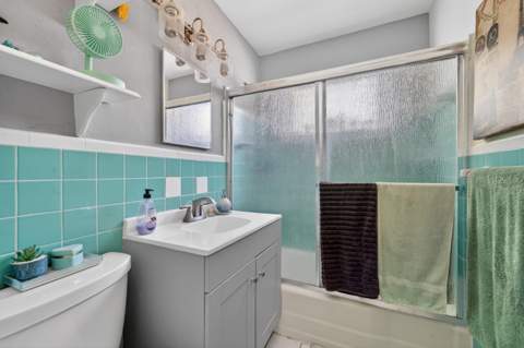 2105 Worthington Road, West Palm Beach FL - photo 17 of 25