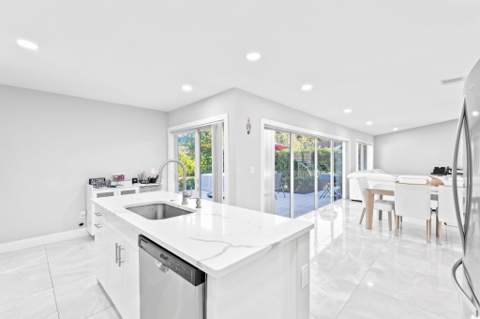 12293 Old Country Road, Wellington FL - photo 8 of 30