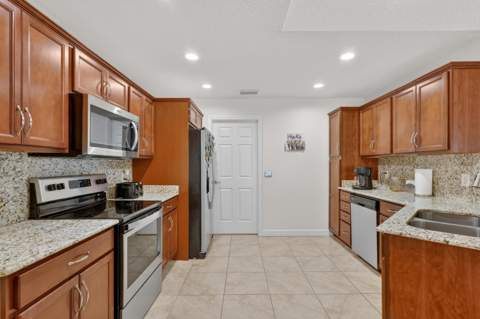 3 Los Gatos Lane, Port St. Lucie FL - photo 10 of 51