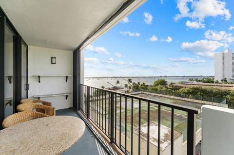 5600 N Flagler Drive #605, West Palm Beach FL - photo 17 of 31