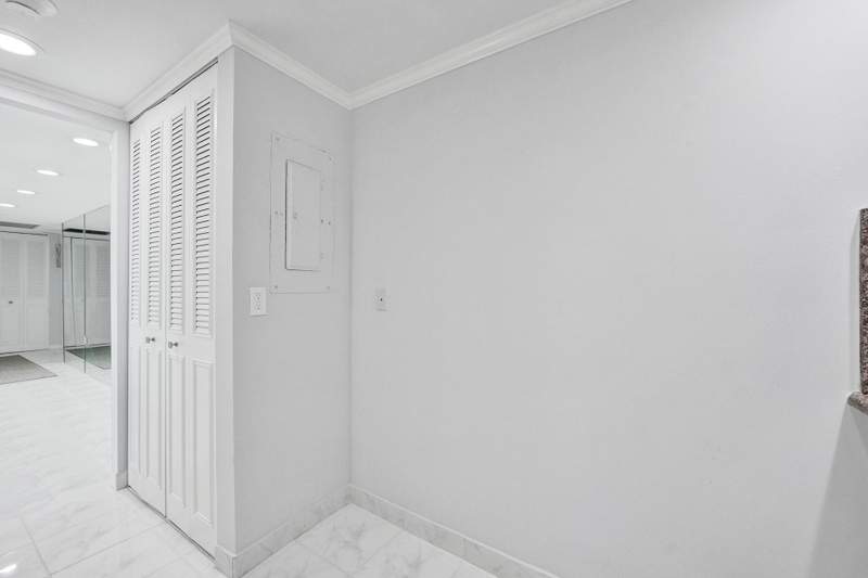 2 bedroom Condominium at 5600 N Flagler Drive #805, Palm Beach House Condo, West Palm Beach — photo 5