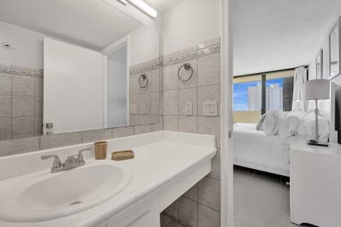 5600 N Flagler Drive #805, West Palm Beach FL - photo 20 of 37