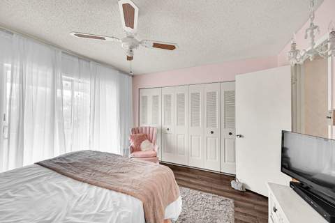 312 Sheffield M, West Palm Beach FL - photo 13 of 21