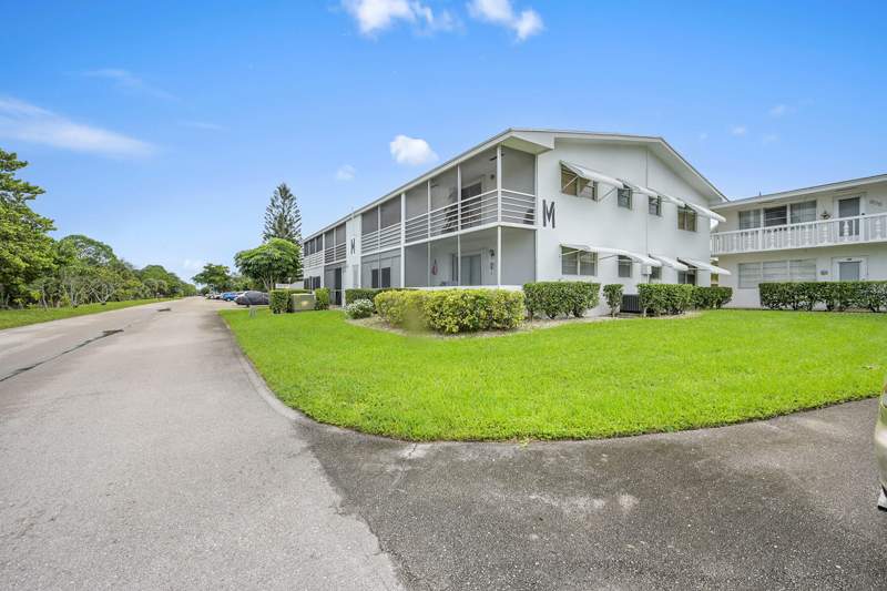 1 bedroom Condominium at 312 Sheffield M, Sheffield Condos A To Q | Century Village, West Palm Beach — photo 2