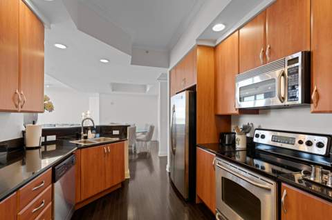 801 S Olive Avenue #1402, West Palm Beach FL - photo 7 of 24