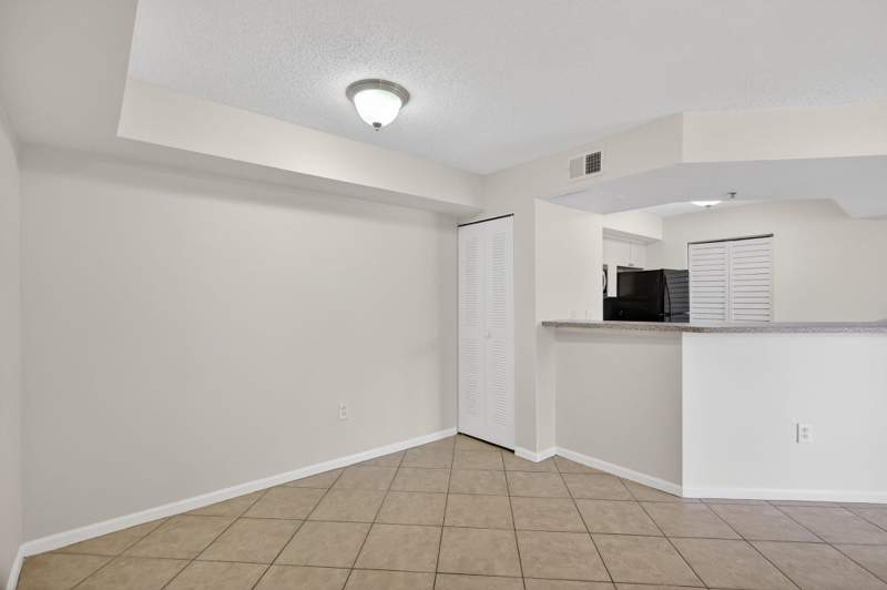 2 bedroom Condominium at 3662 NW Adriatic Lane, Portofino At Jensen Beach Condo, Jensen Beach — photo 3