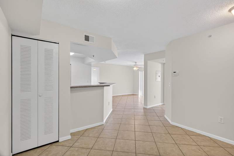 2 bedroom Condominium at 3662 NW Adriatic Lane, Portofino At Jensen Beach Condo, Jensen Beach — photo 5