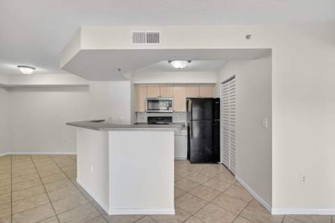 3662 NW Adriatic Lane, Jensen Beach FL - photo 10 of 32