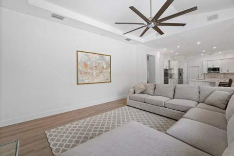 8369 SE Island Way, Jupiter FL - photo 17 of 41