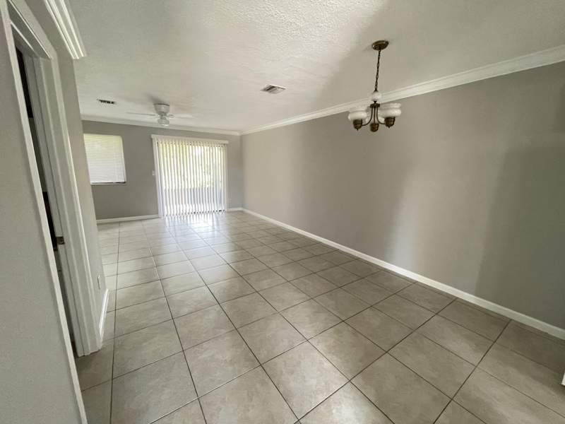3 bedroom Townhouse at 5806 Channel Drive, Canalake Replat, Greenacres — photo 5