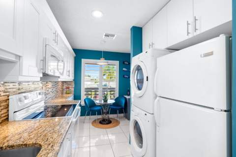 1540 NW 18th Avenue #203, Delray Beach FL - photo 9 of 50