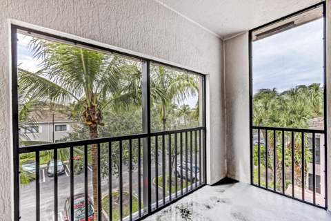 2806 Veronia Drive #301, Palm Beach Gardens FL - photo 22 of 42