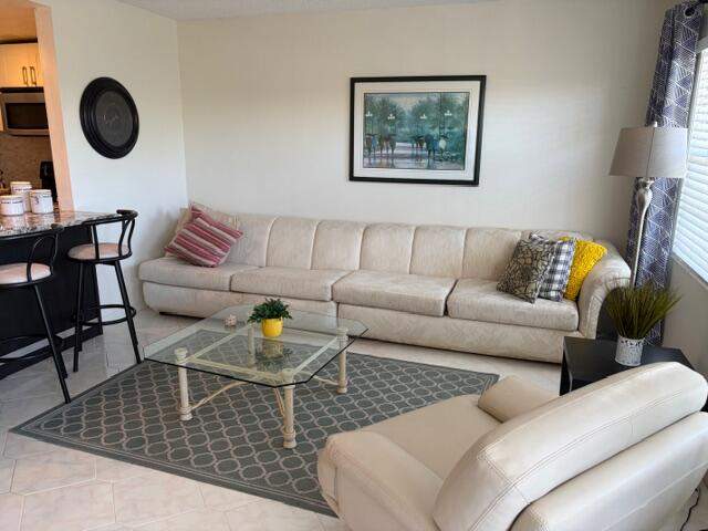1 bedroom Condominium at 4008 Birkshire A #4008, Century Village East, Deerfield Beach — photo 5