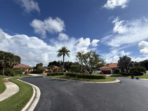 9050 Cypress Hollow Drive, Palm Beach Gardens FL - photo 23 of 58