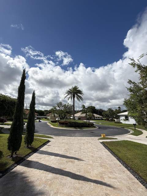 9050 Cypress Hollow Drive, Palm Beach Gardens FL - photo 12 of 58