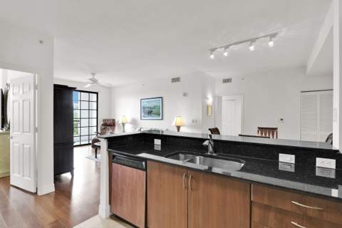 233 S Federal Highway #421, Boca Raton FL - photo 9 of 44