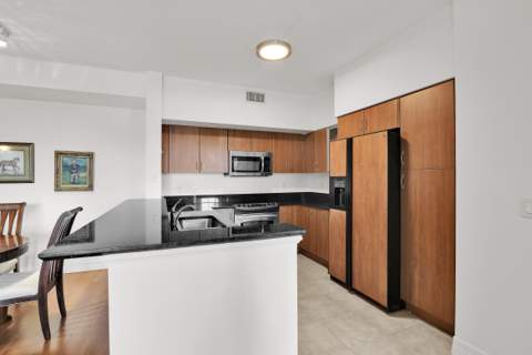233 S Federal Highway #421, Boca Raton FL - photo 10 of 44
