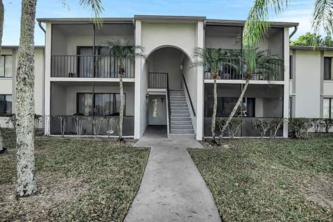 1012 Green Pine Boulevard #H2, West Palm Beach FL - photo 21 of 36