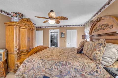 1012 Green Pine Boulevard #H2, West Palm Beach FL - photo 15 of 36