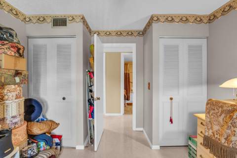 1012 Green Pine Boulevard #H2, West Palm Beach FL - photo 12 of 36