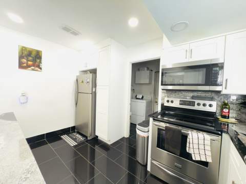 230 NE 25th Street, Pompano Beach FL - photo 16 of 66