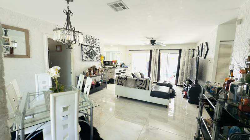 3 bedroom Single Family Residence at 230 NE 25th Street, Skylake Sub Sec, Pompano Beach — photo 2