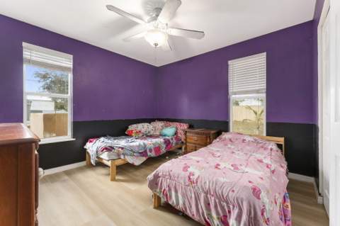 449 SE Oakridge Drive, Port St. Lucie FL - photo 14 of 46