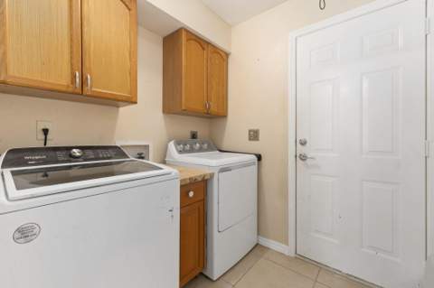 449 SE Oakridge Drive, Port St. Lucie FL - photo 22 of 46