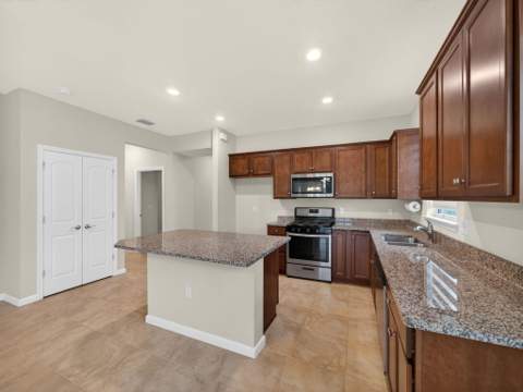 12901 SW Vermillion Circle, Port St. Lucie FL - photo 8 of 77