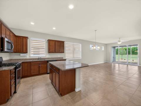 12901 SW Vermillion Circle, Port St. Lucie FL - photo 9 of 77