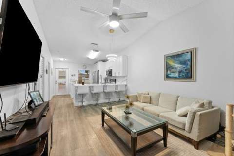 18861 Argosy Drive, Boca Raton FL - photo 10 of 38