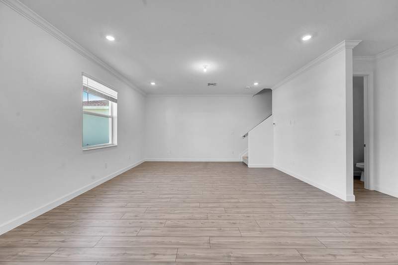 4 bedroom Single Family Residence at 3492 Cedar Grove Drive, Seagrove Pud, Fort Pierce — photo 4