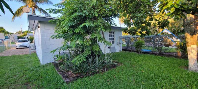 2 bedroom Single Family Residence at 1078 Peak Road, Ridge Grove Add 1, Lake Worth — photo 3